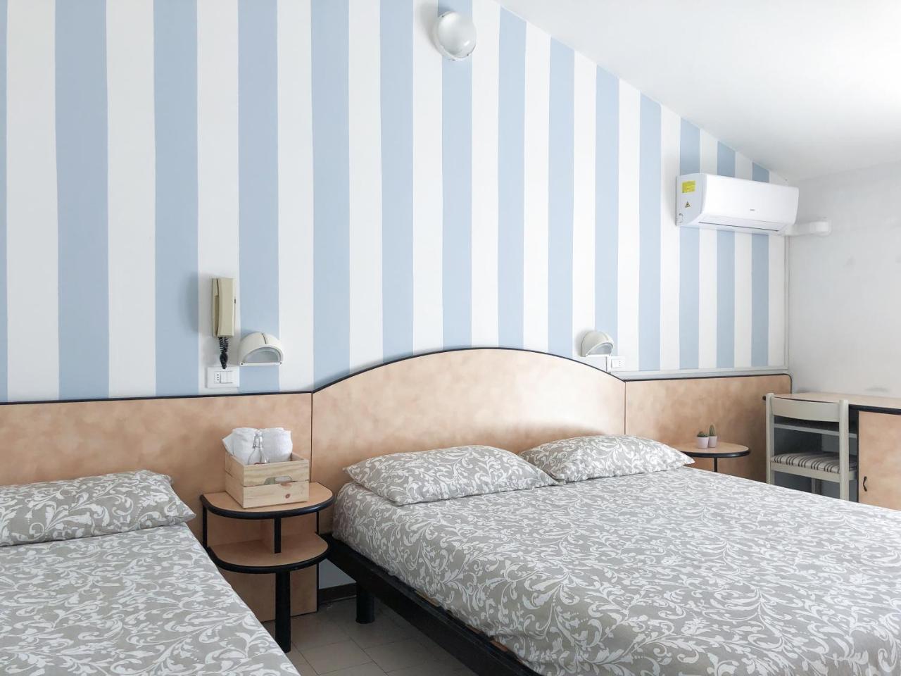 Alba B&B Cattolica Exterior photo